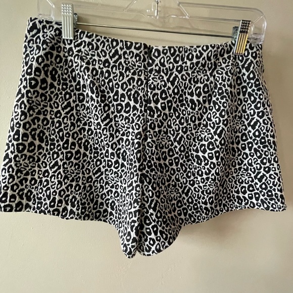 🔥BOGO FREE: Cheetah Skort - Picture 4 of 5
